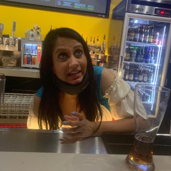Buffalo Wild Wings - Jasmine workin it at the bar. - Chicken Wings Near Me - Killeen, Texas Buffalo Wild Wings - Jasmine workin it at the bar. - Chicken Wings Near Me - Killeen, Texas