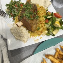 Halal Pizza & Pasta - Lamb shank