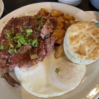 Kihei Caffe - Corned beef and hash. - Desserts Near Me - Kihei, Hawaii