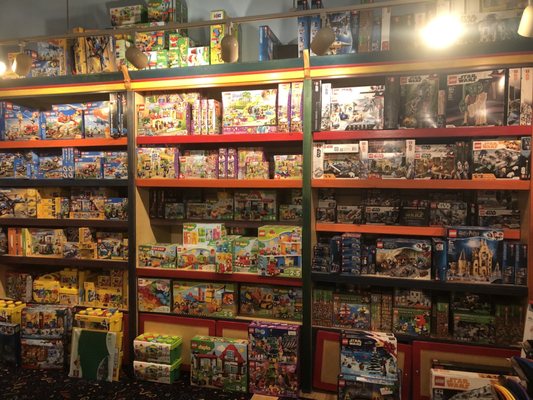 G Willikers Toy Shoppe by null