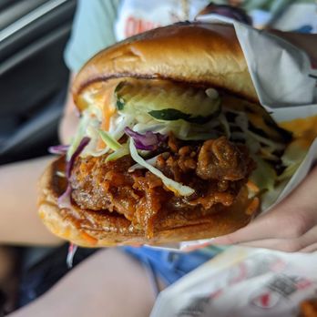 Monroe's Hot Chicken - Chicken Shop Near Me - Phoenix, Arizona