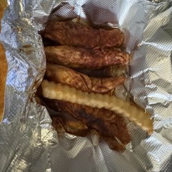 MINIATURE grilled fingers. Very pricey but very,  very small. Poor bang for the buck (notice they're smaller than a French fry.