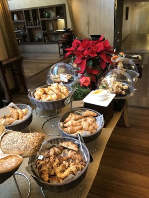 Enterprise Hotel by null