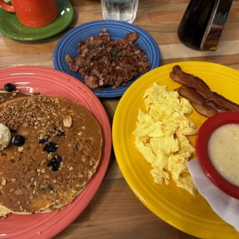 J. Christophers - Breakfast & Brunch Near Me - Canton, Georgia