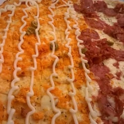 Pizza tamanho gigante (Frango c/ Catupiry e Calabresa)