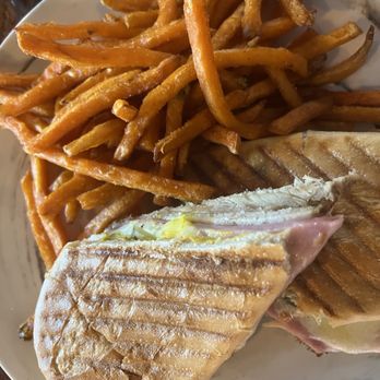 Bubba's Bunkhouse - Texas Cuban - Sandwiches Near Me - Harrisburg, North Carolina Bubba's Bunkhouse - Texas Cuban - Sandwiches Near Me - Harrisburg, North Carolina