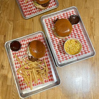 The Budlong Southern Chicken - Irving - Chicken sandwich combo - Chicken Shop Near Me - Irving, Texas
