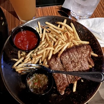 3rd Base LA - Steak Frites - Sports Bars Near Me - Los Angeles, California
