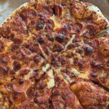 Vivi's Pizza & Pasta - Looks appetizing... Until you take off a slice and all the toppings fall off. - Pizza Near Me - Kapaʻa, Hawaii Vivi's Pizza & Pasta - Looks appetizing... Until you take off a slice and all the toppings fall off. - Pizza Near Me - Kapaʻa, Hawaii