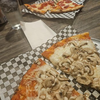 Tony's Pizza Bros - Pizza Near Me - Camarillo, California Tony's Pizza Bros - Pizza Near Me - Camarillo, California