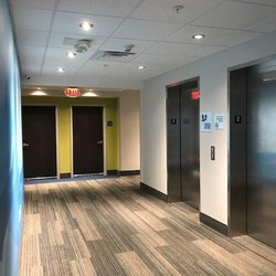 Holiday Inn Express & Suites Lee's Summit - Kansas City - Double Elevator