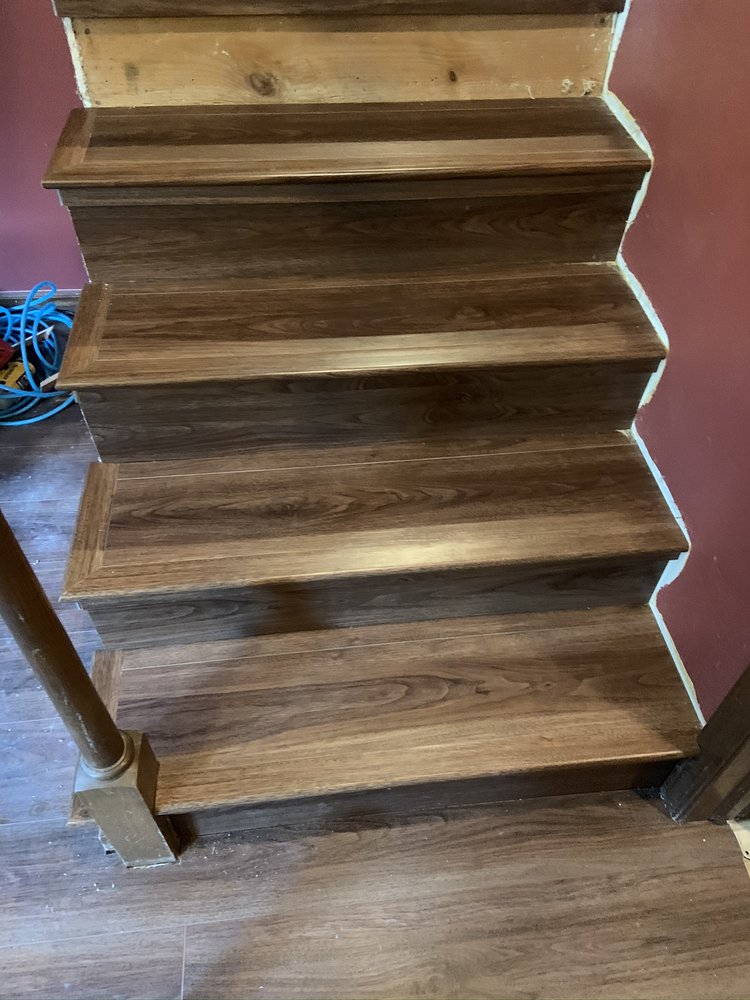 Slide of Castillo Flooring