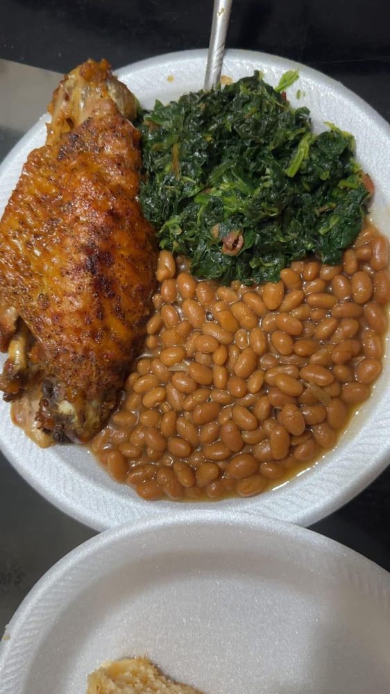 Puddin’s Lounge Logo