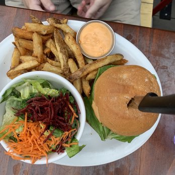 MeeT on Main - The Main burger - Comfort Food Near Me - Vancouver, British Columbia