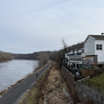 Black Bass Hotel - Hotels Near Me - Lumberville, Pennsylvania