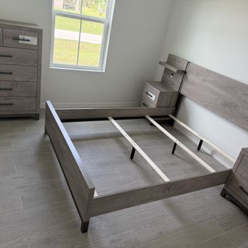 City Home - Queen Size Bedroom Set - Furniture Stores Near Me - North Miami Beach, Florida City Home - Queen Size Bedroom Set - Furniture Stores Near Me - North Miami Beach, Florida