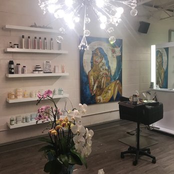 Figueroa Salon - Hair Salons Near Me - Dallas, Texas Figueroa Salon - Hair Salons Near Me - Dallas, Texas