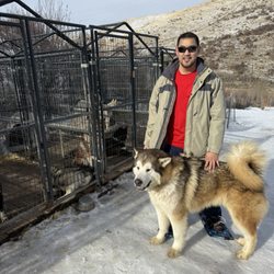 Rancho Luna Lobos - Happy dogs who are repurposed! They have more than 100 dogs. They must be doing something right. Everyone is so calm and friendly.