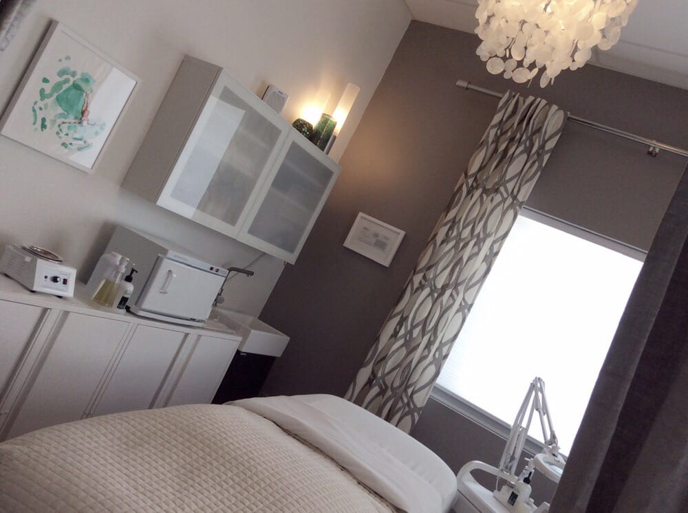 Patina Skin & Wax Logo