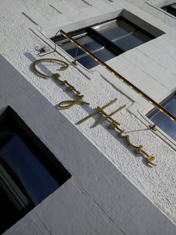 CAROY HOUSE Updated October 2024 15 Photos Somerled Square