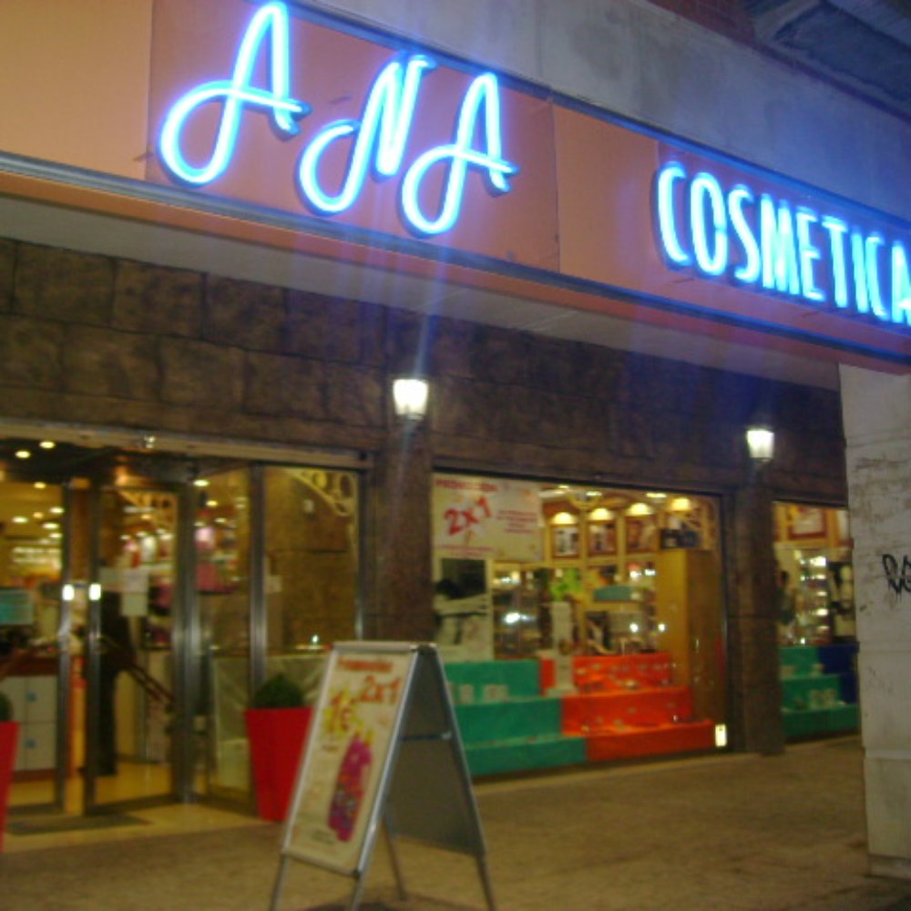 The Best 10 Drugstores near Ferreteria Huerta del Hierro in Sevilla - Yelp