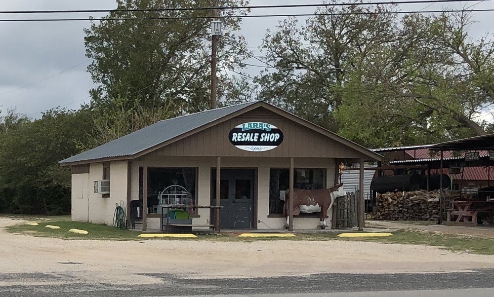 LARA’S RESALE SHOP Updated June 2024 1907 Junction Hwy, Kerrville, Texas Used, Vintage