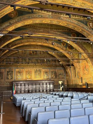 Palazzo dei Priori by null