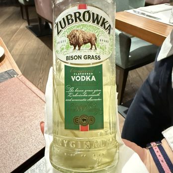 Mercato Restaurant - Bison Grass vodka - Modern European Near Me - Gdańsk, PM