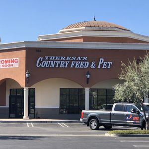 theresa's country feed and pet