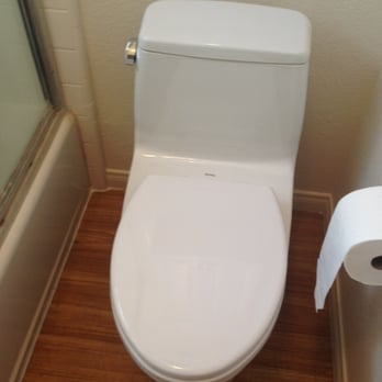 1st Tech Restoration - Bathroom Flooring Repaired & New Toilet - General Contractors Near Me - Torrance, California