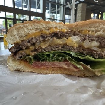 Caliburger - Burgers Near Me - Lynnwood, Washington