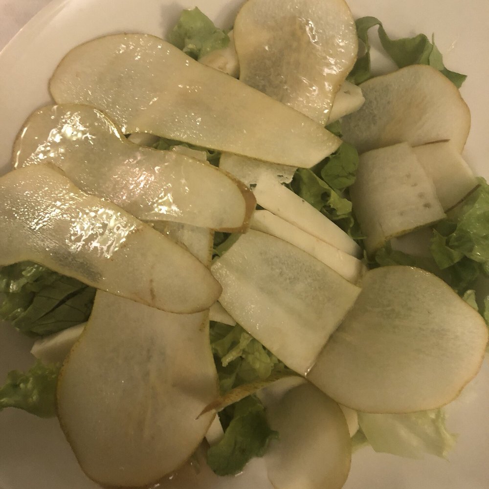 Ristorante Accademia - Honey and Pear Salad - Tuscan Near Me - Florence, FI Ristorante Accademia - Honey and Pear Salad - Tuscan Near Me - Florence, FI