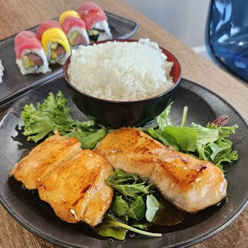 Mj Sushi - Teriyaki salmon dinner with salad and miso soup (not pictured) - Sushi Bars Near Me - Danville, California