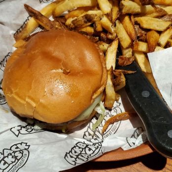 Kickback Jack's - Classic burger - Sports Bars Near Me - Richmond, Virginia