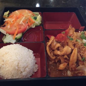 Saigon Saigon - Lemongrass chicken bento box lunch. A spring roll was also included. - Vietnamese Near Me - Arlington, Virginia