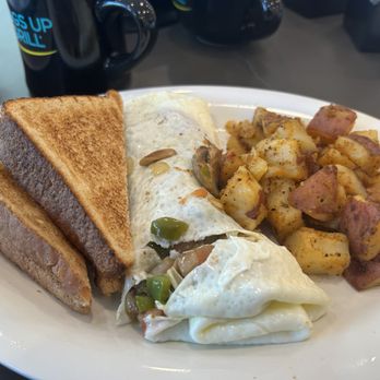 Eggs Up Grill - Veggie Omelette - Breakfast & Brunch Near Me - Orlando, Florida Eggs Up Grill - Veggie Omelette - Breakfast & Brunch Near Me - Orlando, Florida