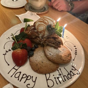 Harvest - Birthday surprise! Chocolate chip cookies, apple pie, ice cream and jumbo strawberries - New American Near Me - Laguna Beach, California