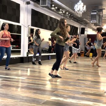 Sueños de Salsa - Dance Studios Near Me - Seattle, Washington Sueños de Salsa - Dance Studios Near Me - Seattle, Washington