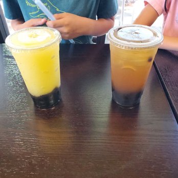 D Grill Boy - Peach slushie with boba, and peach green tea with boba - Asian Fusion Near Me - Upland, California D Grill Boy - Peach slushie with boba, and peach green tea with boba - Asian Fusion Near Me - Upland, California