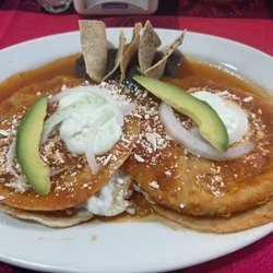 Restaurante Doña Lupita - Huevos Rancheros, delicious!!