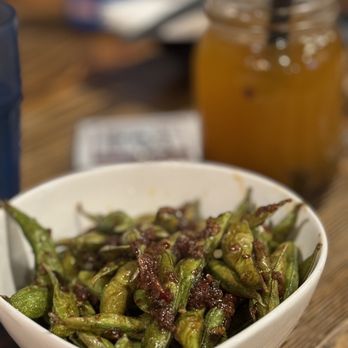 Boiling Avenue - Spicy Edamame and mango green tea - Hot Pot Near Me - Sacramento, California