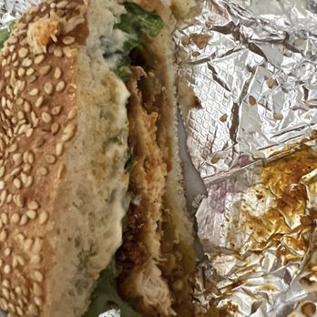 Schnipper's - sweat heat chicken sandwich - American Near Me - New York, New York Schnipper's - sweat heat chicken sandwich - American Near Me - New York, New York