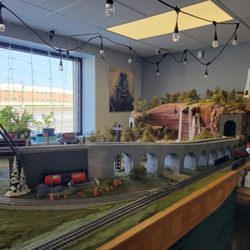 The Smoke Stack Hobby Shop - Train layout