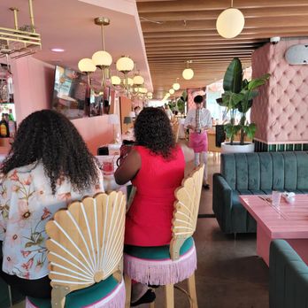 Nigel's Waterfront Restaurant - So cute - Bars Near Me - Long Beach, California Nigel's Waterfront Restaurant - So cute - Bars Near Me - Long Beach, California