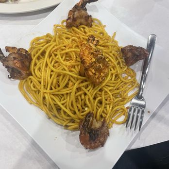 Garlic & Chives - Garlic Noodles with Tiger Shrimp - Vietnamese Near Me - Artesia, California Garlic & Chives - Garlic Noodles with Tiger Shrimp - Vietnamese Near Me - Artesia, California