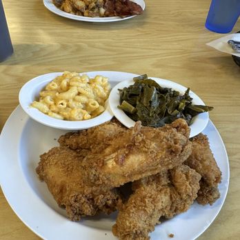 The Serving Spoon - Chicken Wings w/ Mac & Cheese and Collard Greens - Breakfast & Brunch Near Me - Inglewood, California The Serving Spoon - Chicken Wings w/ Mac & Cheese and Collard Greens - Breakfast & Brunch Near Me - Inglewood, California