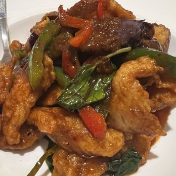 Vanda Thai - Basil Chili Fisj - Thai Near Me - Walnut Creek, California
