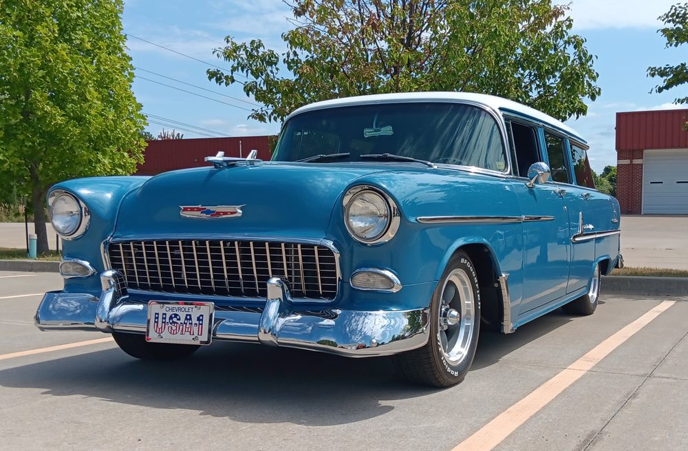 Midwest Corvettes And Classics