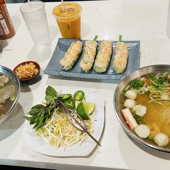 Pho Ha #7 - 22. Phở Đồ Biến 16. Tái A20. Trà Thái - Vietnamese Near Me - Riverside, California