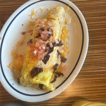 IHOP - Bacon Temptation Omelette - Breakfast & Brunch Near Me - Revere, Massachusetts IHOP - Bacon Temptation Omelette - Breakfast & Brunch Near Me - Revere, Massachusetts